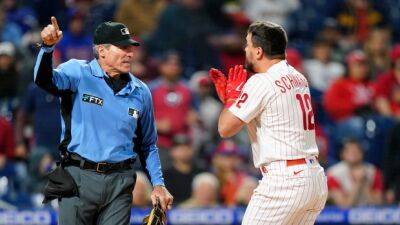 Angel Hernandez and the call for automated strike zones