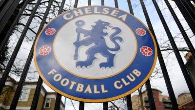Pagliuca out of running for Chelsea, Ratcliffe makes bid