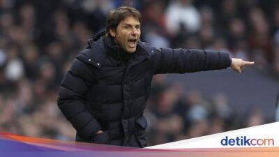 Antonio Conte - Mauricio Pochettino - Tottenham Hotspur - Paris Saint-Germain - Dirumorkan ke PSG, Conte: Berita Palsu! - sport.detik.com