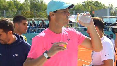 Era el momento más esperado en Madrid: la frase top de Alcaraz cuando se cruzó con Nadal - en.as.com - Madrid