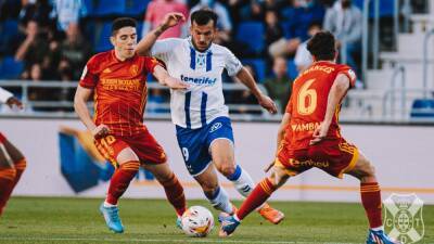 Sergio González - Soriano sostiene a un Tenerife que se desinfla - en.as.com