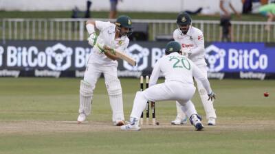 Simon Harmer - Keegan Petersen - Ryan Rickelton - Kyle Verreynne - South Africa vs Bangladesh, 1st Test, Day 4 Live Score Updates: South Africa Look To Extend Lead - sports.ndtv.com - South Africa - county Day - Bangladesh -  Durban