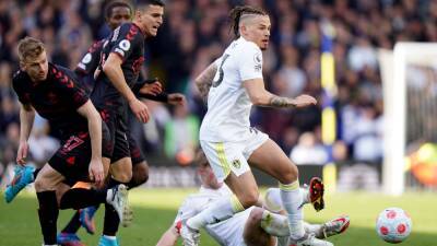 Jesse Marsch welcomes return of key duo Kalvin Phillips and Liam Cooper