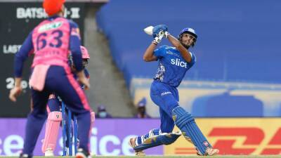 Jos Buttler - Trent Boult - Watch: Cameraman Hit By Ball As Tilak Varma Hits A Big Six vs Rajasthan Royals - sports.ndtv.com - India