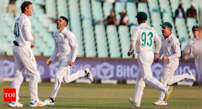 Ryan Rickelton - Mominul Haque - 1st Test: Bangladesh 11/3 in pursuit of 274 against South Africa - timesofindia.indiatimes.com - South Africa - Bangladesh