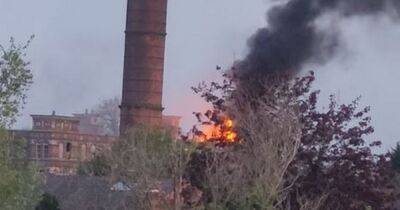 Plumes of smoke billow into sky as huge fire breaks out at mill - manchestereveningnews.co.uk - Manchester