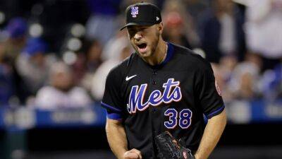 Mets use five pitchers in combined no-hitter of Phillies
