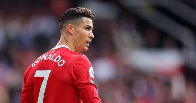 Manchester United told Cristiano Ronaldo will stay despite Champions League qualification failure