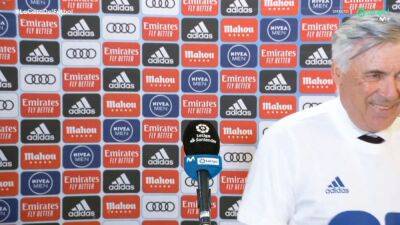 Momentazo de Ancelotti con su mujer en plena entrevista: es educado hasta emocionado - en.as.com - Madrid