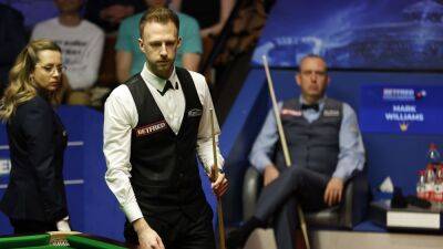 Mark Williams - Judd Trump - Judd Trump books final spot despite epic Mark Williams fightback - rte.ie