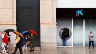 Las nuevas comisiones de Bankia y Santander - en.as.com - Santander