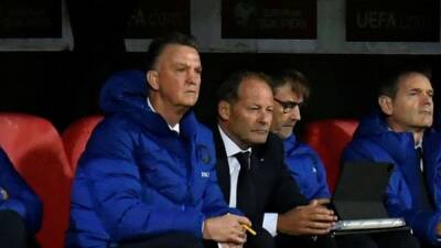 Louis Van-Gaal - Peter Hall - Ajax Amsterdam - Netherlands boss Van Gaal suffering from prostate cancer - channelnewsasia.com - Manchester - Qatar - Netherlands - Senegal -  Amsterdam - Ecuador