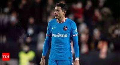 Injured Gimenez to miss Atletico Madrid's trip to Manchester City