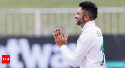 Simon Harmer - Keshav Maharaj - Hard work pays off for South Africa's Maharaj in tale of two innings - timesofindia.indiatimes.com - Britain - South Africa - India - Bangladesh