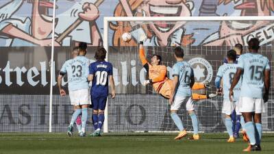 Real Madrid | Courtois se gana el cariño de un portero alevín con un mensaje - en.as.com