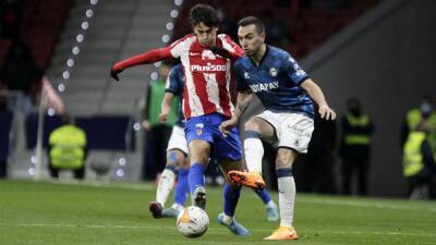 ALAVÉS | Escalante: "La de Pina es roja directa, hay gente arriba que lo ve, la imagen es clarísima"