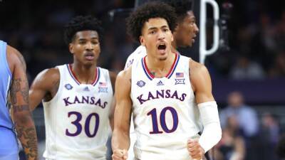 Kansas comes back to beat North Carolina in down-to-the-wire thriller for NCAA men's basketball title - espn.com - state North Carolina - state Kansas -  New Orleans
