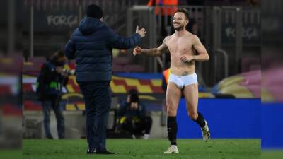 Watch: Ivan Rakitic Strips Down To His Underwear At Camp Nou To Gift Sevilla Kit To Barcelona Fans