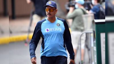 IPL 2022: Ravi Shastri Says India "Really Missed" This Star Bowler In T20 World Cup