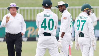 Mominul Haque - Bangladesh to lodge complaint over umpiring in Durban Test - thenationalnews.com - South Africa - Bangladesh -  Durban