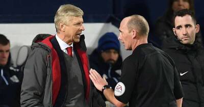 Mike Dean makes two admissions about refereeing Arsenal ahead of retirement