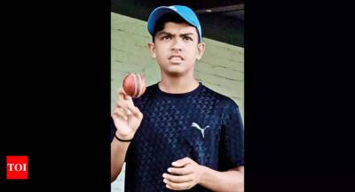 This deaf and mute boy from Gujarat has an ear for cricket - timesofindia.indiatimes.com - India
