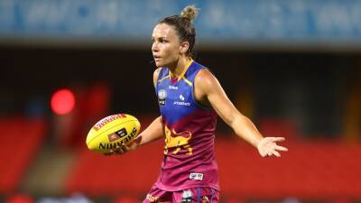 Emily Bates voted AFLW player of the year at AFLPA awards, as Daisy Pearce, Kirsty Lamb, Charlie Rowbottom also recognised
