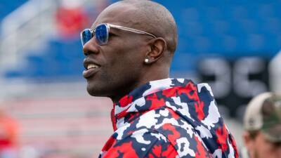 Terrell Owens joins Fan Controlled Football, believes he could defy odds with NFL return