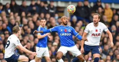 Frank Lampard - Sean Dyche - Donny Van-De-Beek - Fabian Delph - Lamps axes "electric" star, "clever" £92k-p/w gem returns: EFC predicted XI v Burnley - opinion - msn.com - Manchester -  Leicester