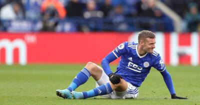 Leicester must get to bottom of Vardy’s knee injury, says Brendan Rodgers