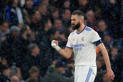 Benzema treble puts Real Madrid in command against Chelsea, Villarreal shock Bayern