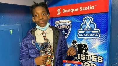 More Black hockey players in western Quebec say they've faced racial slurs - cbc.ca - France - Canada