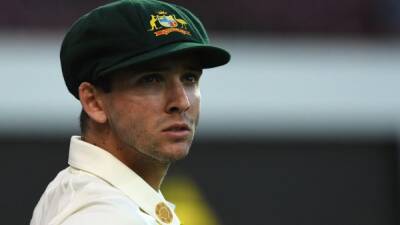 Inglis gets central contract for Australia, Richardson omitted
