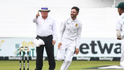 South Africa captain Dean Elgar tells Bangladesh to 'harden up' over sledging allegations