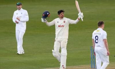 Michael Atherton - Dan Lawrence - County Championship round-up: Cook and Browne ruffle Kent bowlers - theguardian.com - Australia