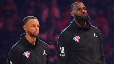 Steph Curry brushes off idea of playing with LeBron James: 'I'm good right now'
