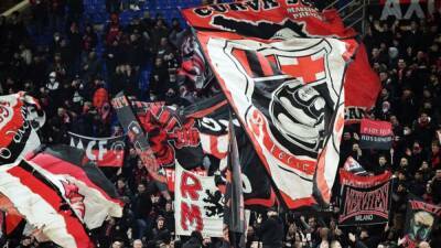 Milan face tough Torino test as Serie A title race hots up