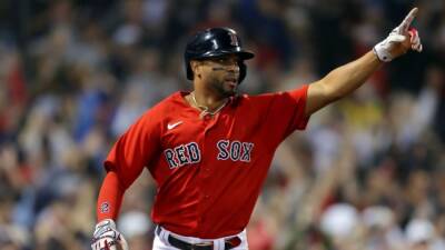 Shortstop Xander Bogaerts, Boston Red Sox remain at odds over contract ahead of season opener