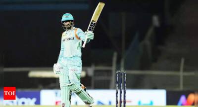 Quinton De-Kock - IPL 2022, LSG vs DC: We just wanted to keep wickets in hand, says Quinton de Kock - timesofindia.indiatimes.com -  Delhi