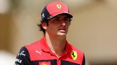 Australian Grand Prix: Carlos Sainz leads Ferrari one-two in Melbourne, Mercedes well off the pace