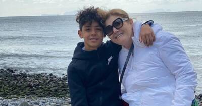 Manchester United star Cristiano Ronaldo defends son over his fashion choices in Instagram reply