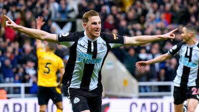 Chris Wood penalty enough as Newcastle edge Wolves to boost survival hopes