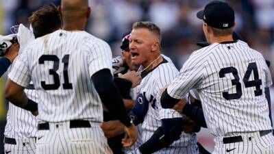 Donaldson lifts Yankees to opening walk-off win over Red Sox