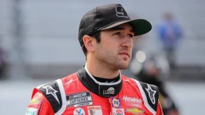 Martinsville Cup qualifying: Chase Elliott wins pole