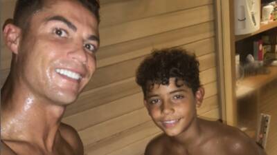 Cristiano Ronaldo defiende a su hijo: “Ponte lo que quieras, no lo que quieran” - Tikitakas
