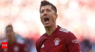 Lacklustre Bayern need Lewandowski penalty to overcome Augsburg