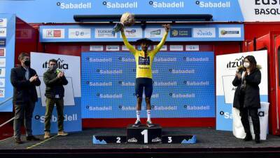 CICLISMO | ITZULIA Martínez se encumbra en la Itzulia
