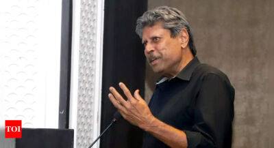 Kapil Dev - Gundappa Viswanath became my childhood idol after listening to radio commentary: Kapil Dev - timesofindia.indiatimes.com - Britain - India