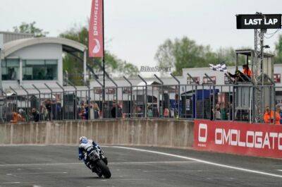 Oulton BSB: Lights to flag sprint win for Kennedy