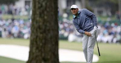 Scheffler keeps Masters challengers at bay but Smith gives himself a shot